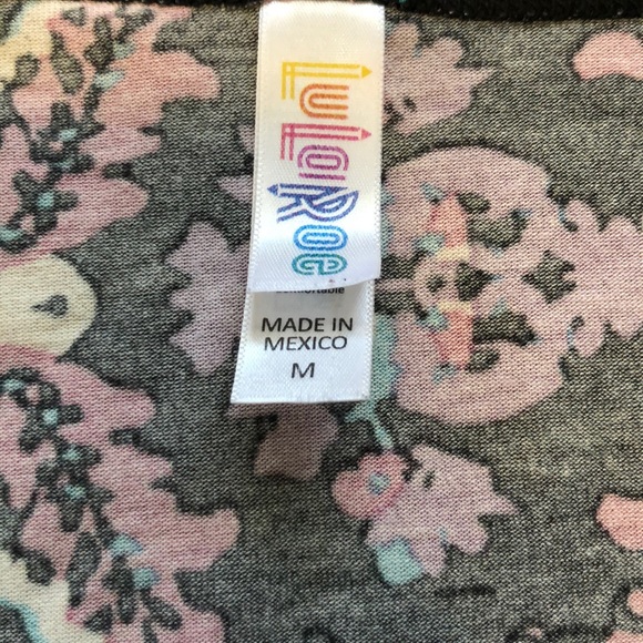 LuLaRoe Perfect T - Picture 4 of 5